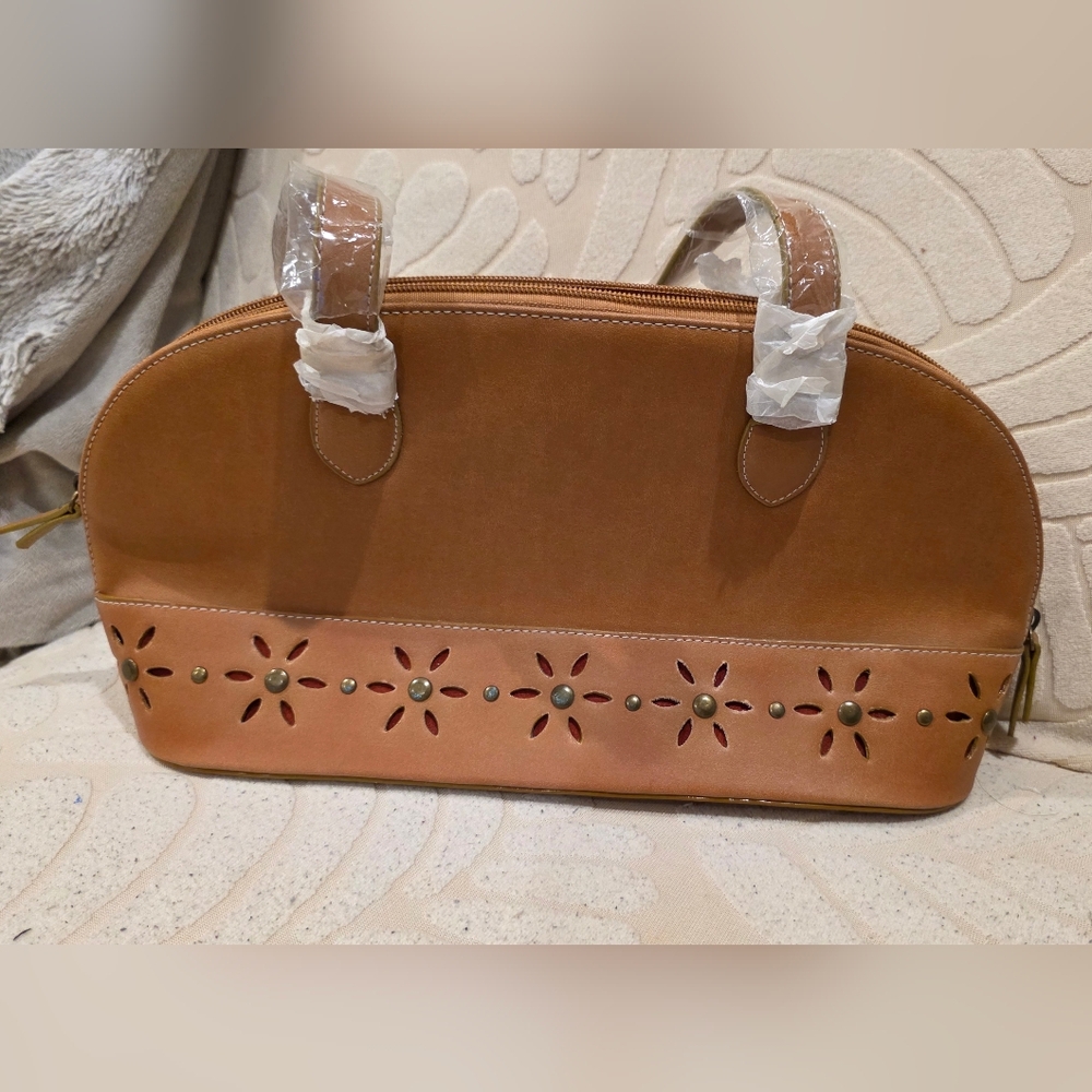 Classic Tan Western Style Leather Dome Satchel - Elegant Women's Handbag